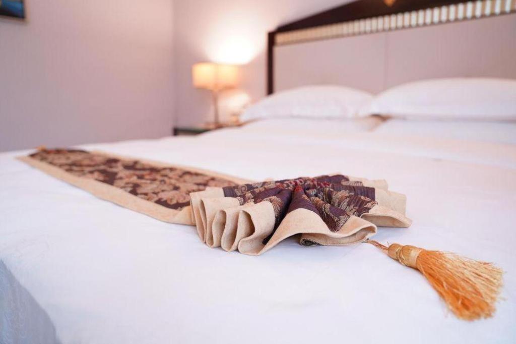 Hua Xia Pearl Hotel Foshan Buitenkant foto